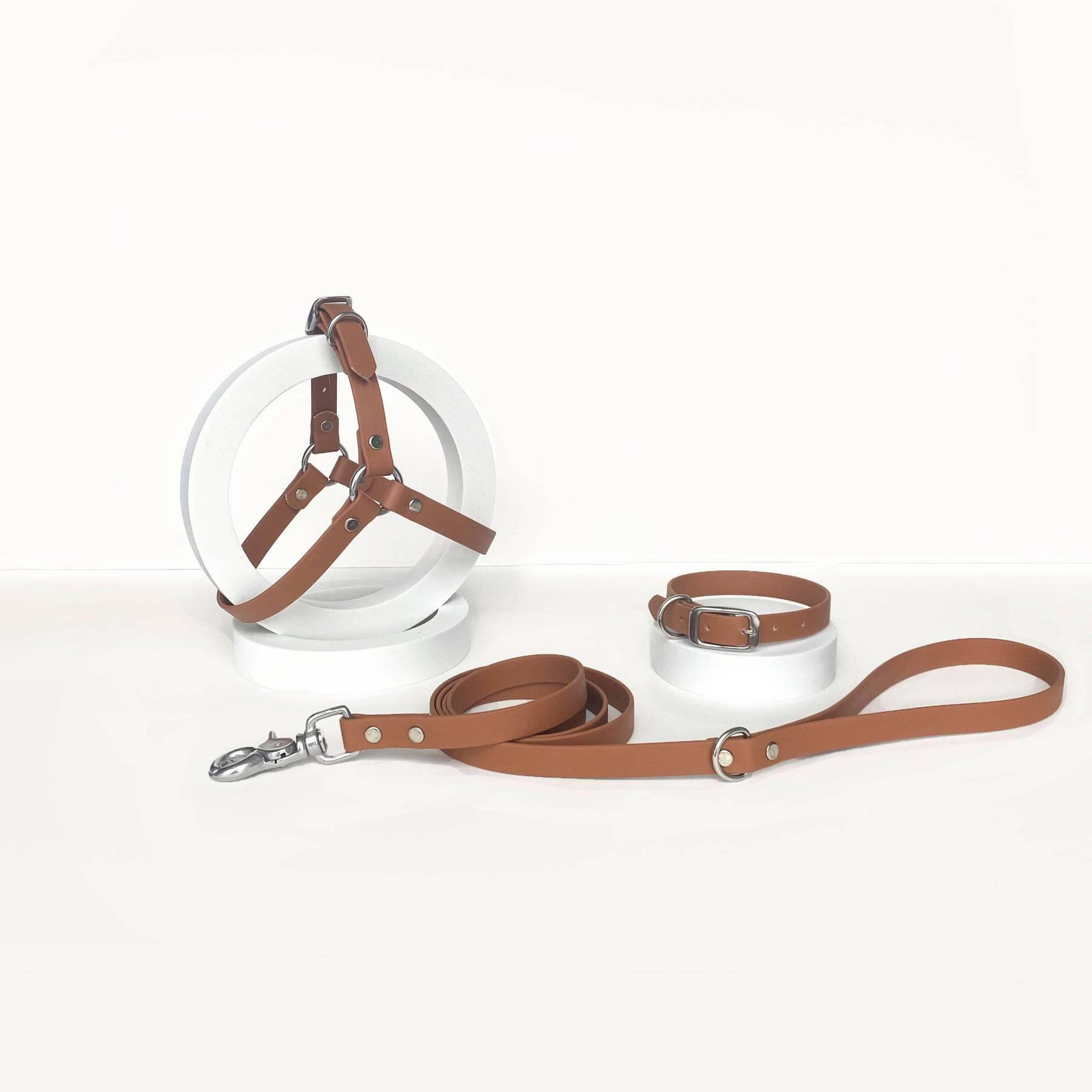 BROWN VEGAN LEATHER DOG LEASH YC-DL2144